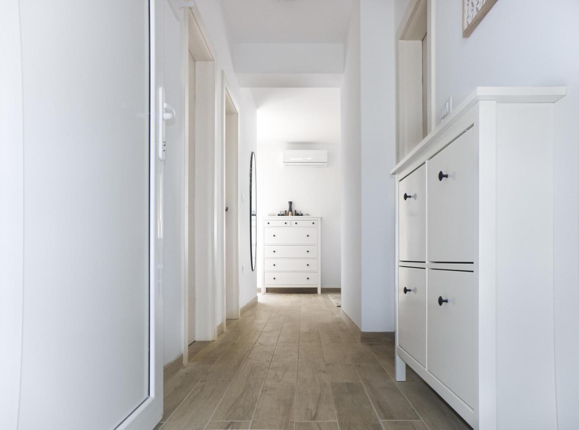 Apartment With Terrace And Free Parking - Beach Nearby Сплит Екстериор снимка